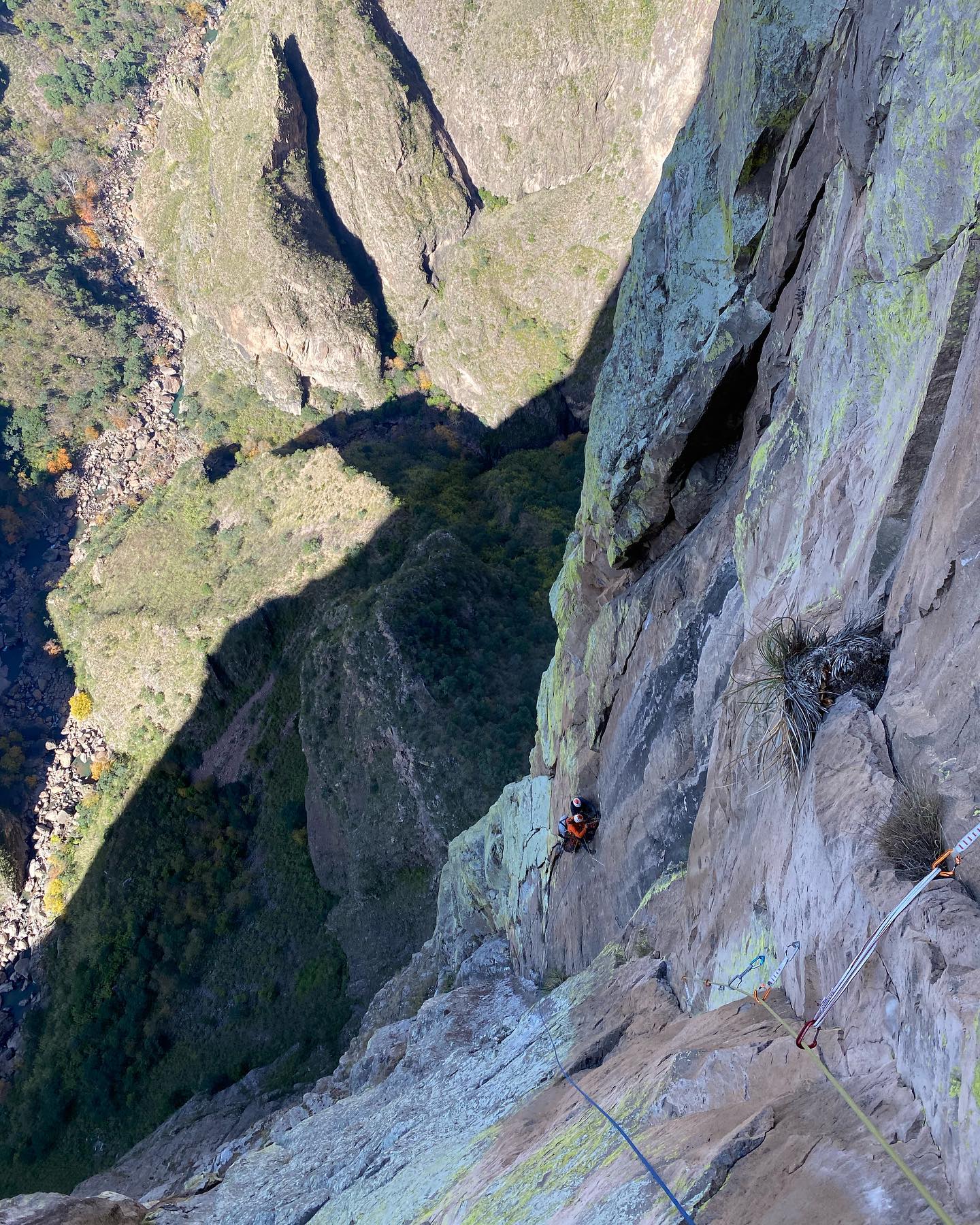 Приключения в Америке / Горы Мира. Южная Америка / Mountain.RU