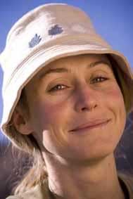 <figcaption>Stephanie BODET</figcuption>