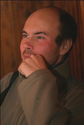 <figcaption>Комаров Дима</figcuption>