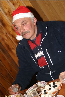 <figcaption>Хасан</figcuption>