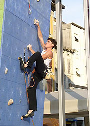 <figcaption>Александр Шабо</figcuption>