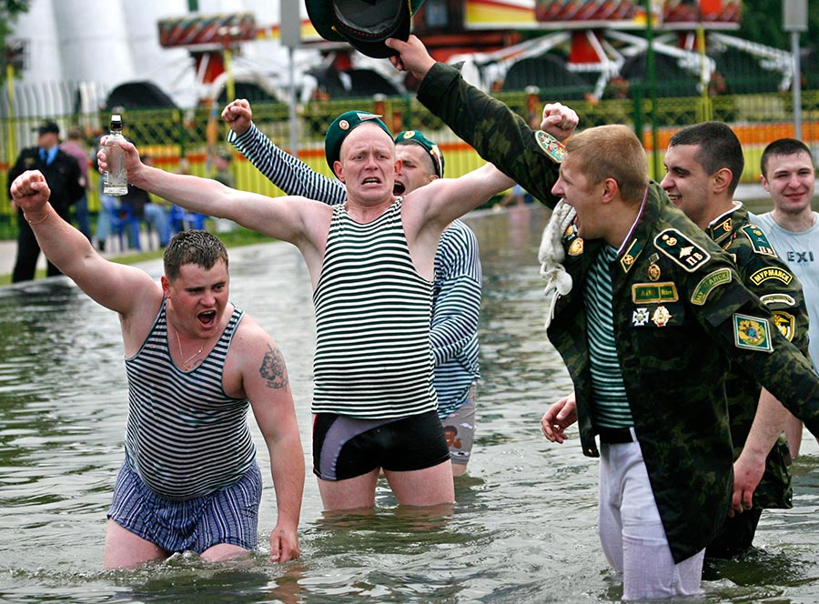 <figcaption>День пограничника. Фото: Михаил Метцель.</figcuption>
